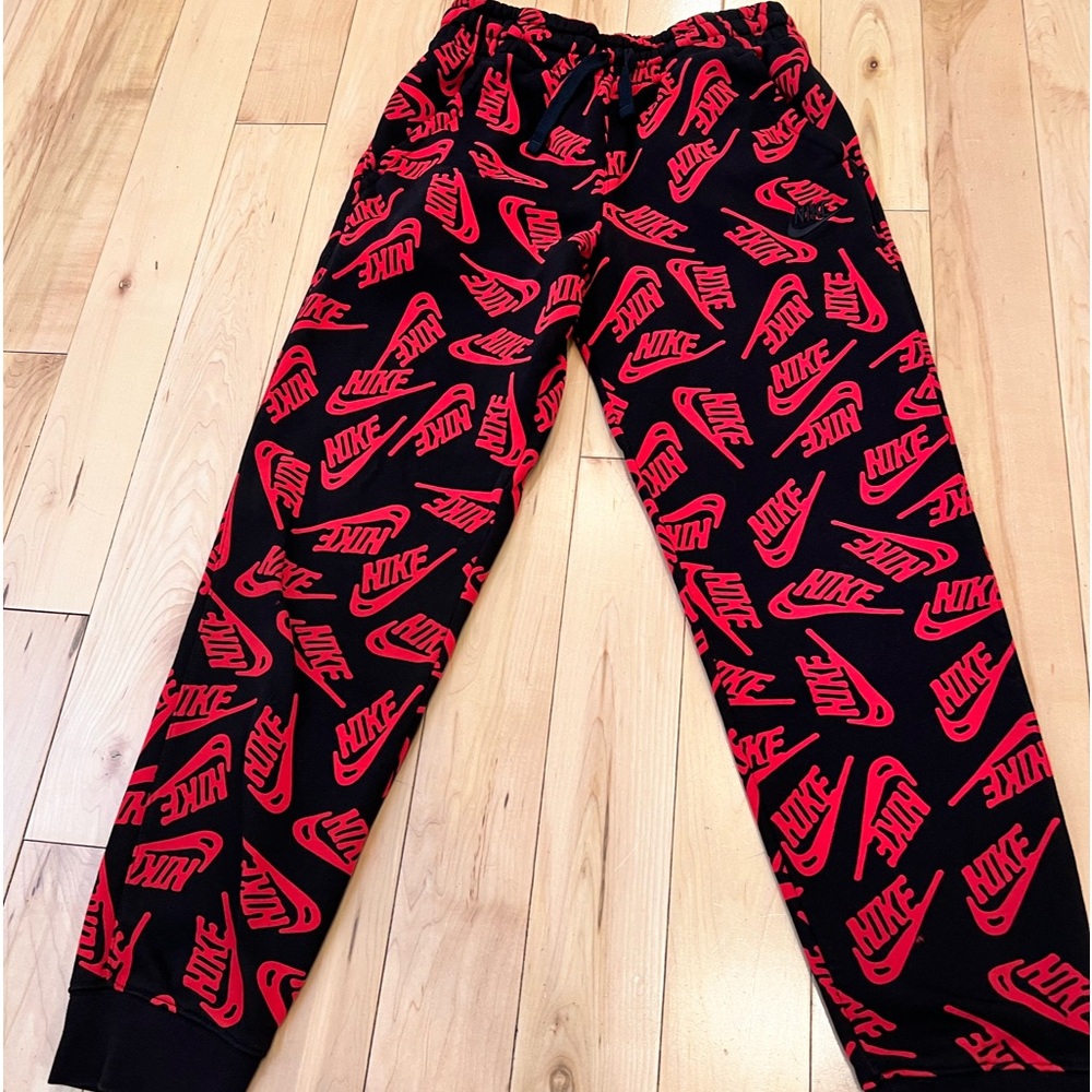 Boys Nike Club Fleece Print Joggers
